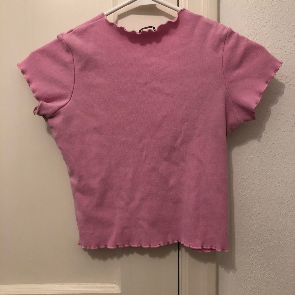pink crop top
